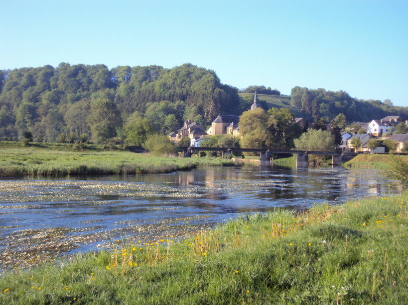 mouzon entre meuse et chier1891.jpg